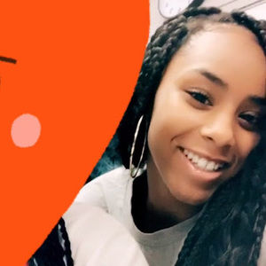 Meet your Posher, Amira